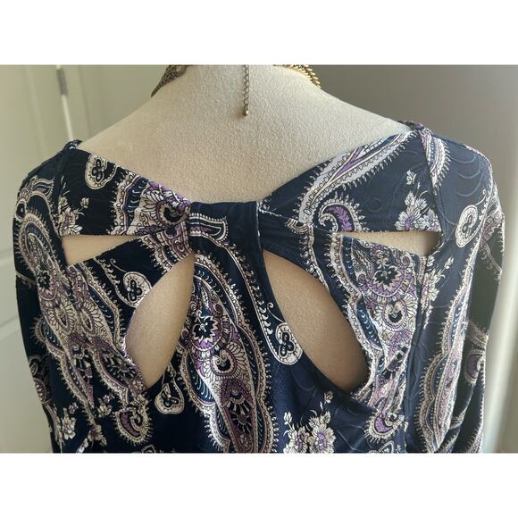 Roz & Ali Blouse Paisley Floral Purple White Stretch Tunic Keyhole Swing Top 2X - Picture 6 of 9